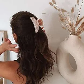 Stylish 4Pcs Acrylic Hair Clips for Thick Hair