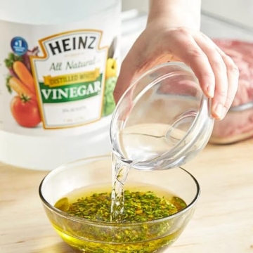 Natural White Vinegar for Cleaning and Cooking