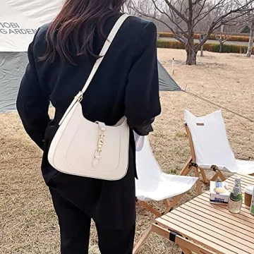 Elegant CARZA Shoulder Bag - Fashionable & Versatile Tote