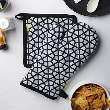 Premium Kitchen Combo 100% Cotton - Set of Apron, Oven Mitten, Pot Holder & Pair of Kitchen Towels for Gifting, Baking, Thanksgiving & Cooking | The Hive in Black Printed | Pack of 5