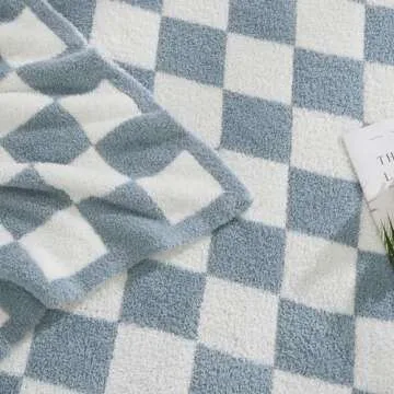 WRENSONGE Checkered Throw Blanket - Cozy, Stylish & Warm