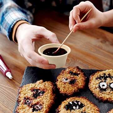 LeonBach 100 Pack Eco-Friendly 2oz Paper Cups