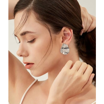 ENSKEFEN Irregular Hammered Silver Stud Earrings for Women