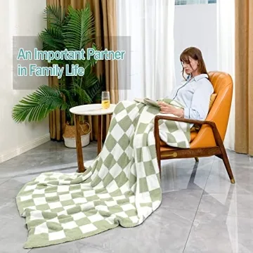 GCQC Checkered Throw Blanket - Soft Cozy Gift for All