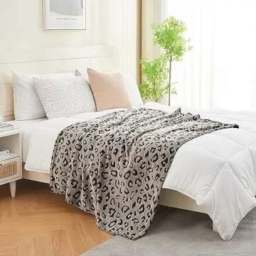 SOCHOW Three-Dimensional Leopard Print Flannel Fleece Throw Blanket, Lightweight Super Soft Cozy Plush Blanket for Couch Bed, 60 x 80 Inches, Chocolate Leopard