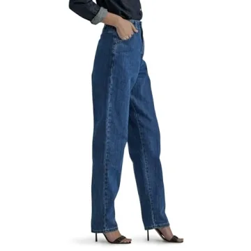 Lee Women's Petite Relaxed Fit Tapered Leg Jean