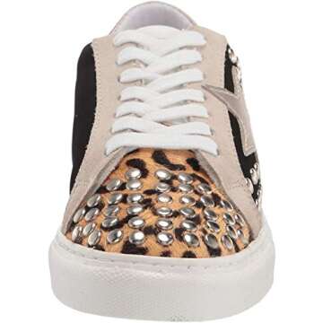 Stylish Steve Madden Women's Turner-s Sneakers with Stars