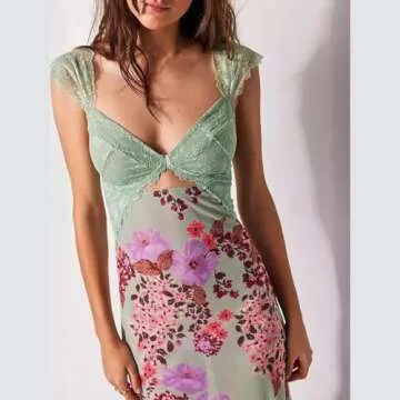Elegance Awaits with VAKUU Lace Patchwork Maxi Dress