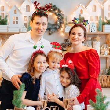 HOVACY Christmas Headbands - Fun Holiday Party Gear