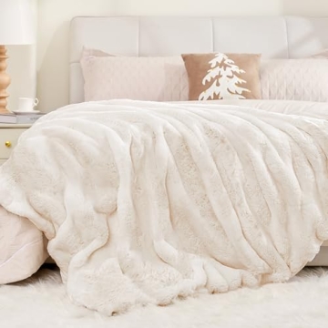 Touchat Faux Rabbit Fur Throw Blanket - Ultra Soft & Cozy