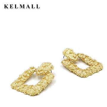 Elegant Gold Square Earrings for Fashionable Women