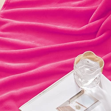 Soft Fleece Throw Blanket for All Season Comfort