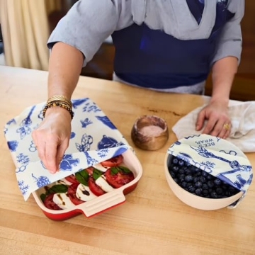 Bee's Wrap Reusable Beeswax Food Wraps Made in the USA, Eco Friendly Beeswax Wraps for Food, Sustainable Food Storage Containers, Organic Cotton Food Wraps, Assorted 3 Pack (S, M, L), Bees + Bears