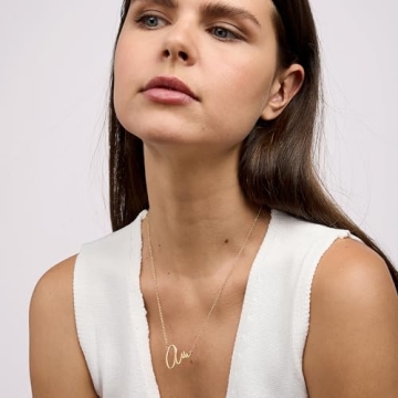 Personalized Gold Name Necklace Modern Script Custom Jewelry