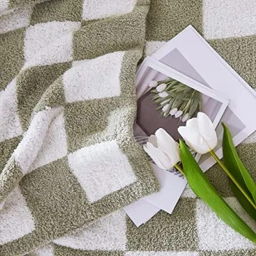 WRENSONGE Checkered Throw Blanket Soft & Cozy for Home