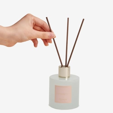 Cocorrína Sandalwood Rose Reed Diffuser for Home Decor