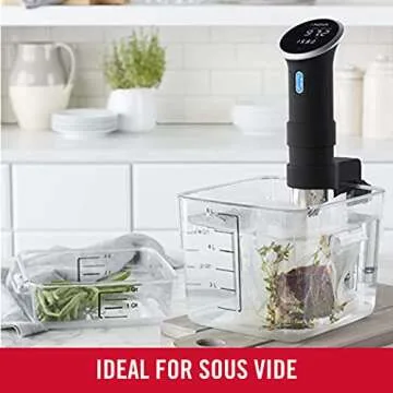 Rubbermaid 12 Quart Square Food Storage Container for Kitchen