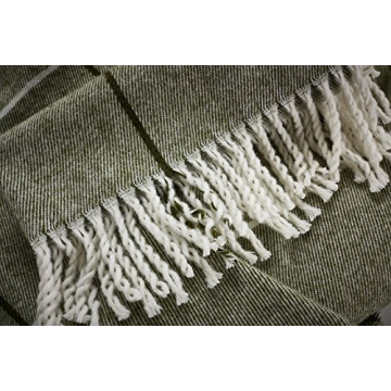 Comfortable Tartan Plaid Throw Blanket for All Seasons