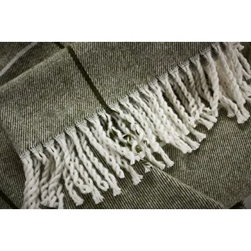 Comfortable Tartan Plaid Throw Blanket for All Seasons