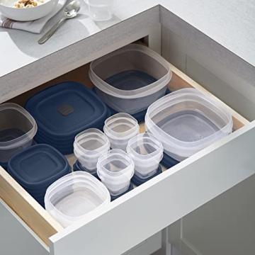 Rubbermaid EasyFindLids Food Storage Containers Set