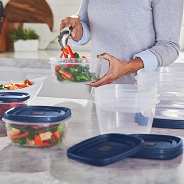 Rubbermaid EasyFindLids Food Storage Containers Set