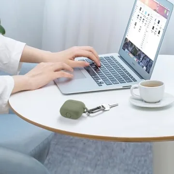 DaQin AirPods 4 Case - Protective Silicone with Keychain