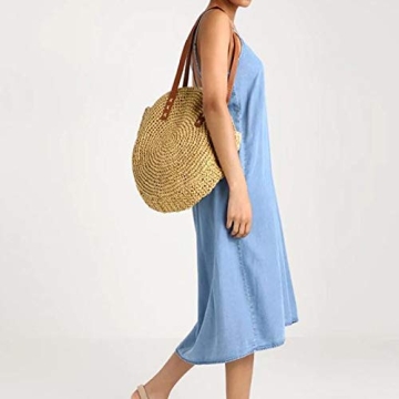 Stylish Donalworld Round Straw Pompom Shoulder Bag