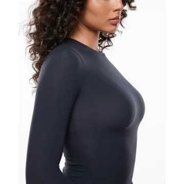 Comfortable Women's Long Sleeve Fitted Casual Top