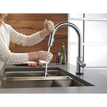 Delta VoiceIQ Touchless Kitchen Faucet with Pull Down Sprayer