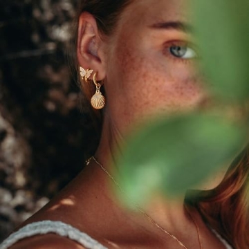 MYEARS Women Gold Shell Earrings Hypoallergenic Boho Style