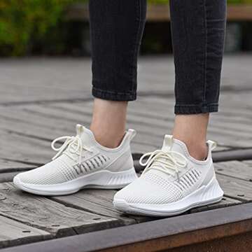Stylish Comfortable Women’s Tennis Shoes for Work and Fun