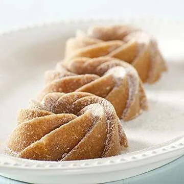 Nordic Ware Heritage Bundtlette Cake Pan, Metallic, Silver