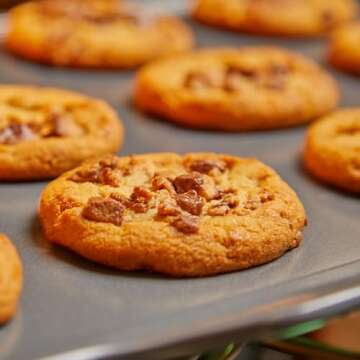 All-Clad Pro-Release Nonstick Bakeware Cookie Sheet Pan 17x12 Inch Oven Safe