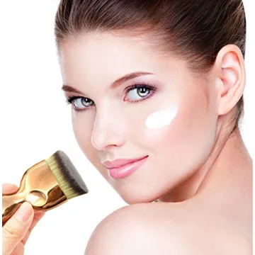 Angled Flat Foundation Brush for Flawless Makeup Application