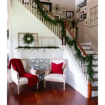 Vita Domi 18" Faux Cedar Wreath for Holiday Elegance