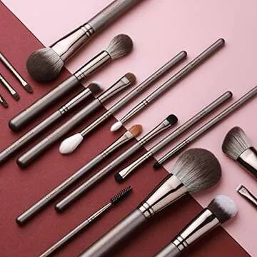 Eigshow Professional Makeup Brush Set for Flawless Beauty