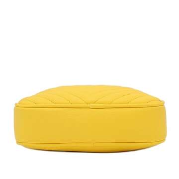 FashionPuzzle Chevron Quilted Crossbody Camera Bag with Chain Strap and Tassel (Yellow)