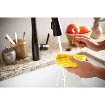 Scrub Daddy Damp Duster - Effective Dust Cleaning Tool