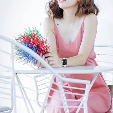 Stylish WANLISS Lace Silicone Apple Watch Bands