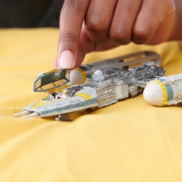 STAR WARS Gold Leader's Y-Wing Model with Figures