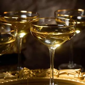 Vintage Crystal Champagne Coupe Gold Rim Glasses | Set of 4 | 7 oz, Gilded Rim Classic Cocktail Glassware - Martini, Manhattan, Cosmopolitan, Sidecar, Daiquiri | 1920s Style Saucer Goblets | Gift Box