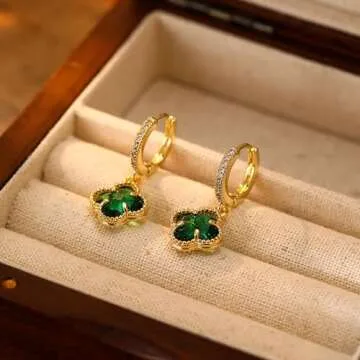 Ladies Heart Earrings, Cute Lucky stud earring, Four Leaf Clover Earrings Delicate stud Earrings, Suitable for Women Holiday Jewelry, 925 Silver Needle,Gold Plated, Cubic Zirconia, (Greener)