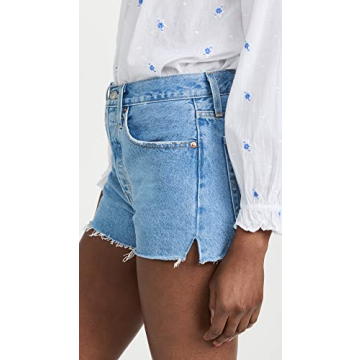 Levi's Women's 501 Original Denim Shorts in Ojai Light Stone