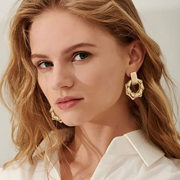 HESSAWELL Gold Hoop Dangle Earrings - Elegant Women's Jewelry