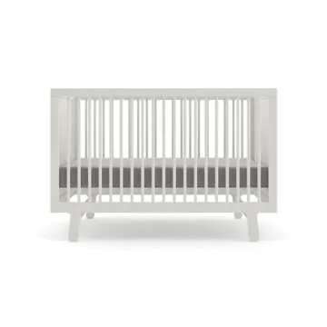Oeuf Sparrow Crib: Stylish & Adjustable White Design