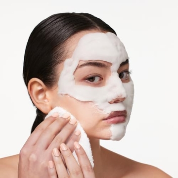 Malin + Goetz Detox Face Mask for All Skin Types