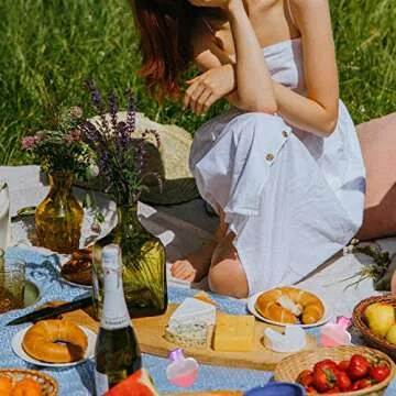 8 Pieces Valentines Heart Shaped Condiment Containers with Lids, Mini Condiment Squeeze Bottles for Lunch Box, Mini Ketchup Bottle for Kids Lunches, Small Plastic Sauces Containers for Bento Box