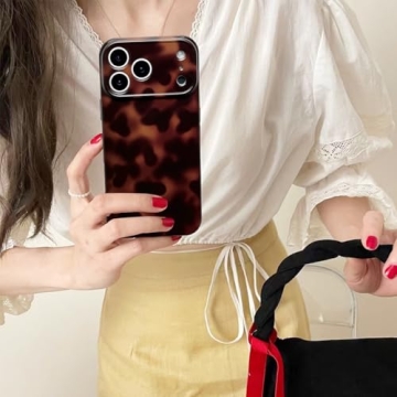 XQAGU iPhone 17 Pro Cute Tortoise Shell Phone Case