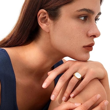 YeGieonr Gold Chunky Statement Rings for Women