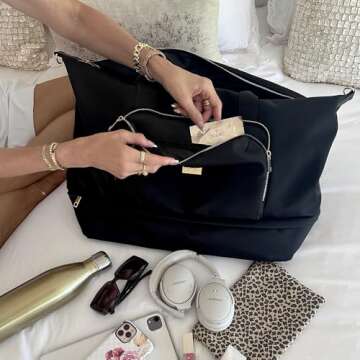 Jouer Le Weekender Travel Bag - Stylish & Functional Duffle